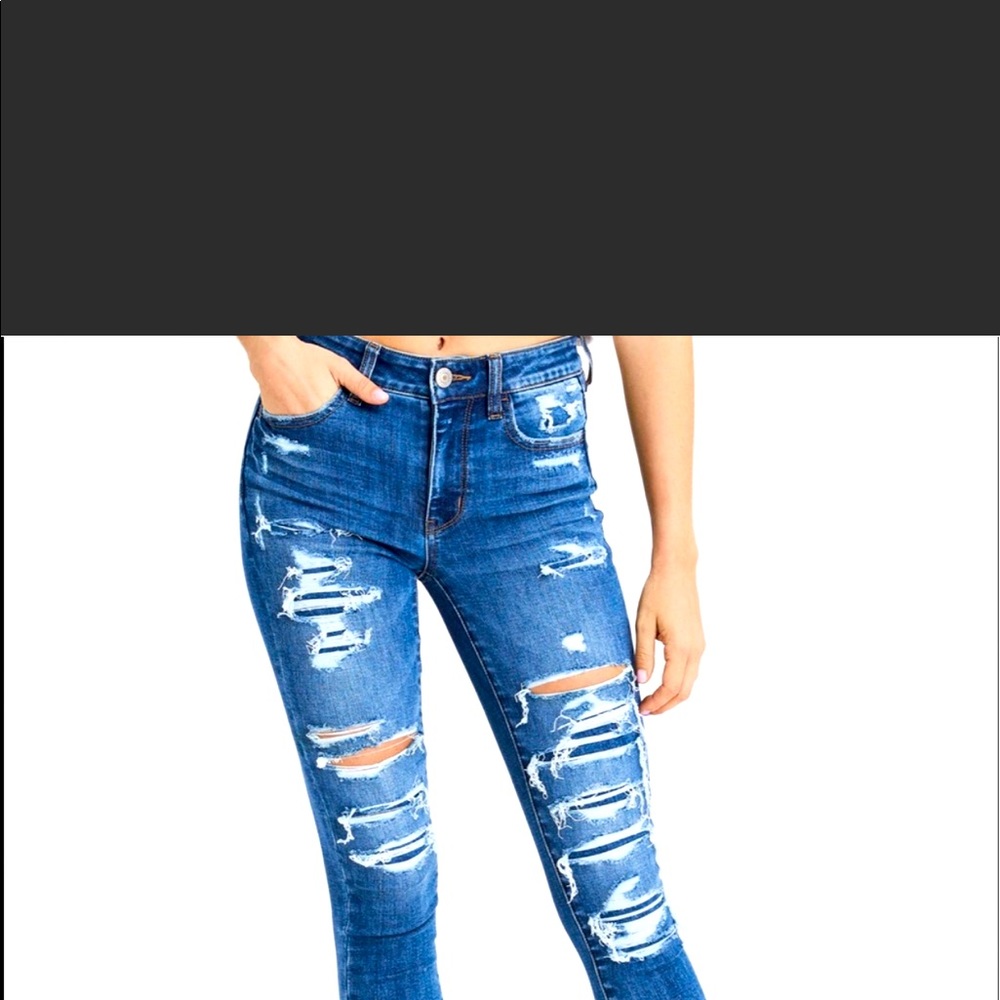2 16S American Eagle Jeans